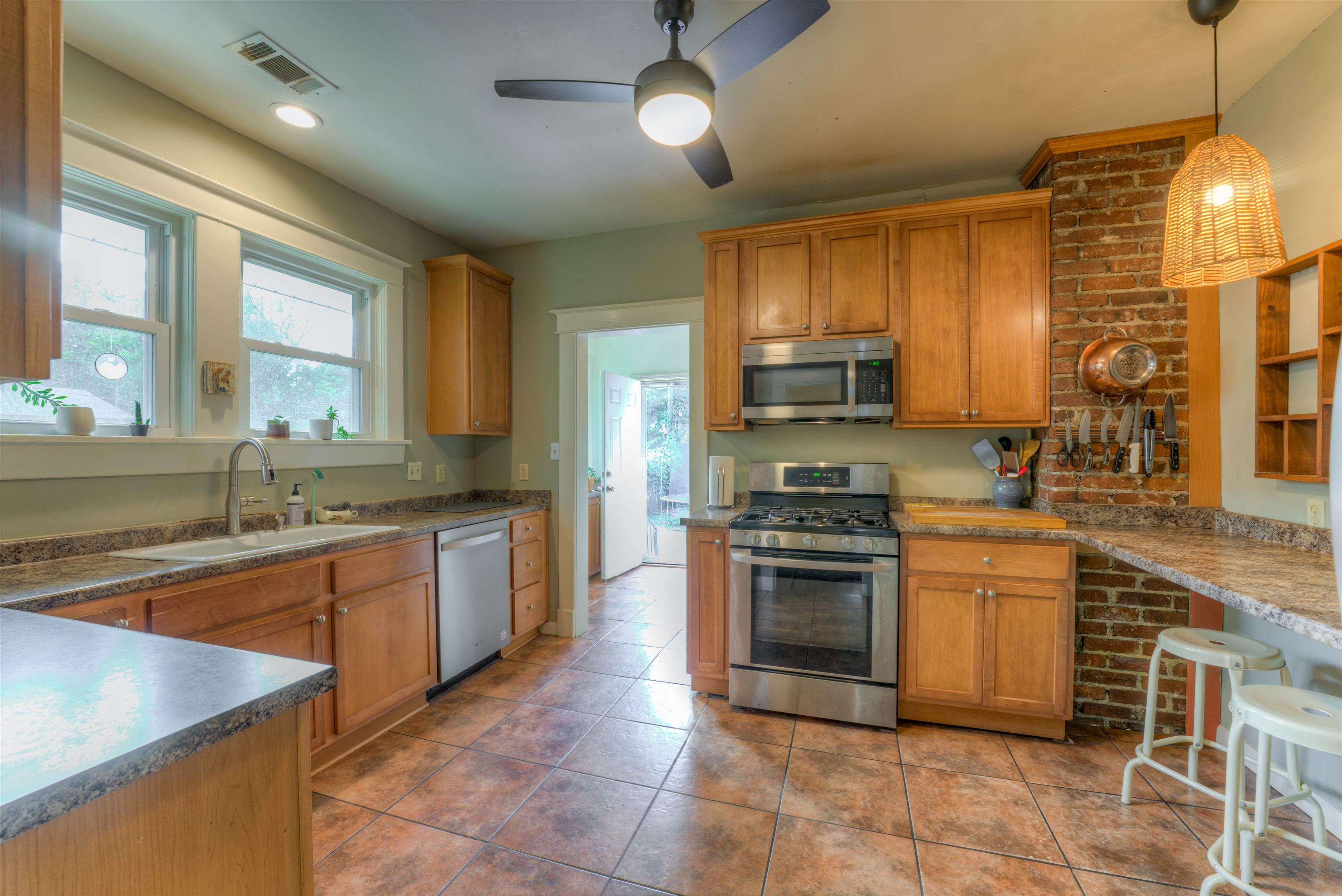 765 N Belvedere, Memphis, Tennessee image 12