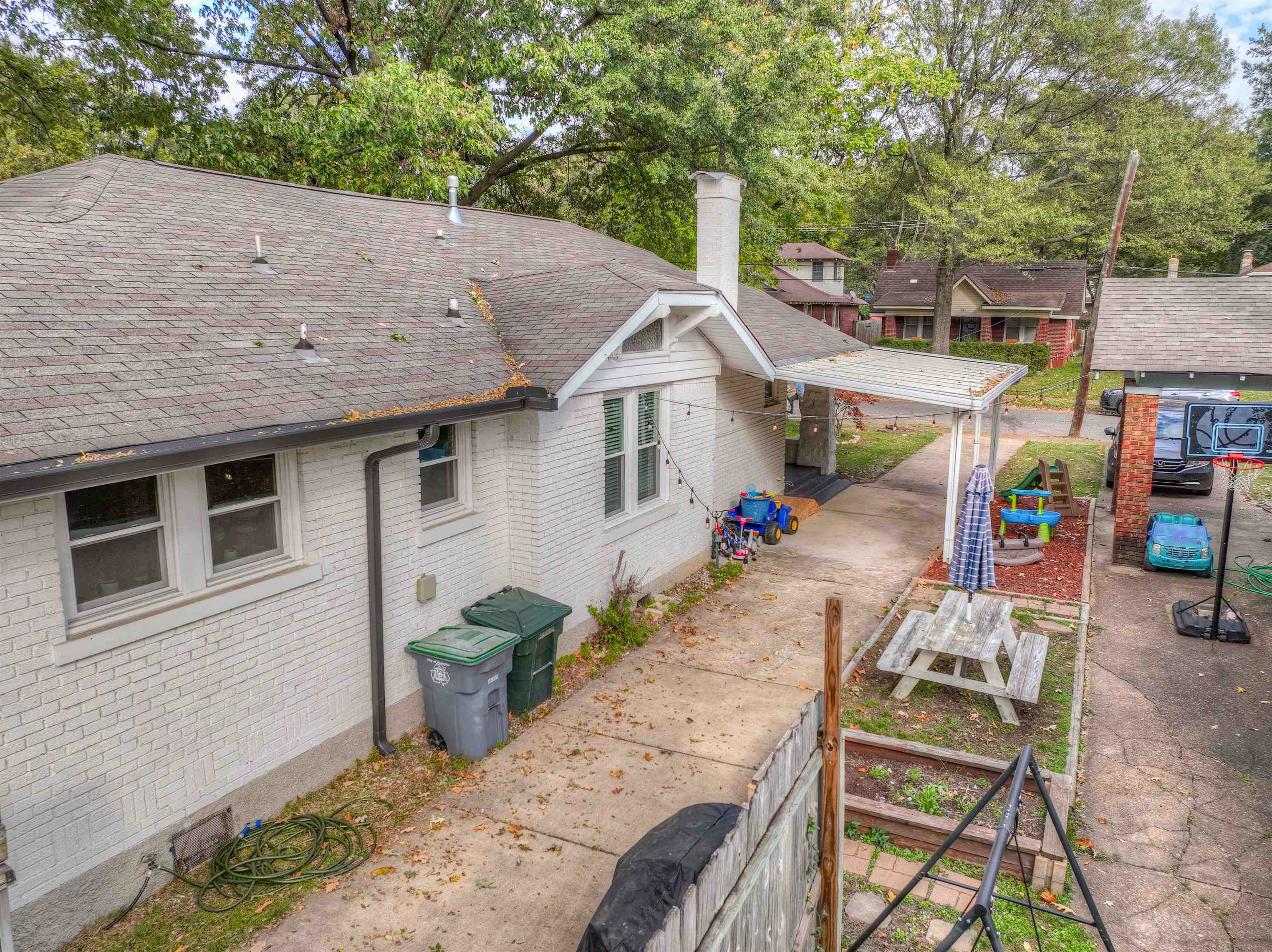 765 N Belvedere, Memphis, Tennessee image 31