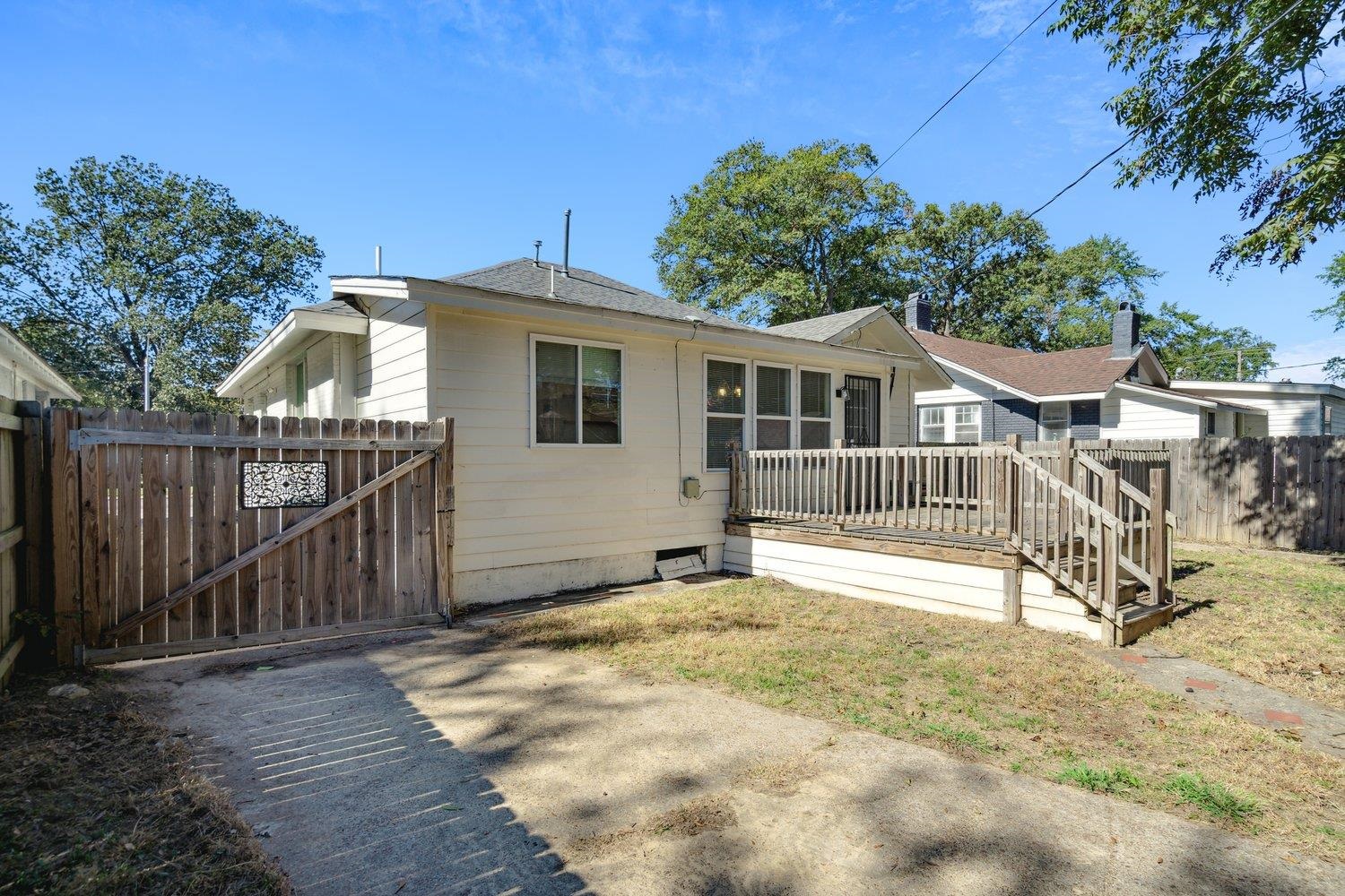 836 N Watkins, Memphis, Tennessee image 21