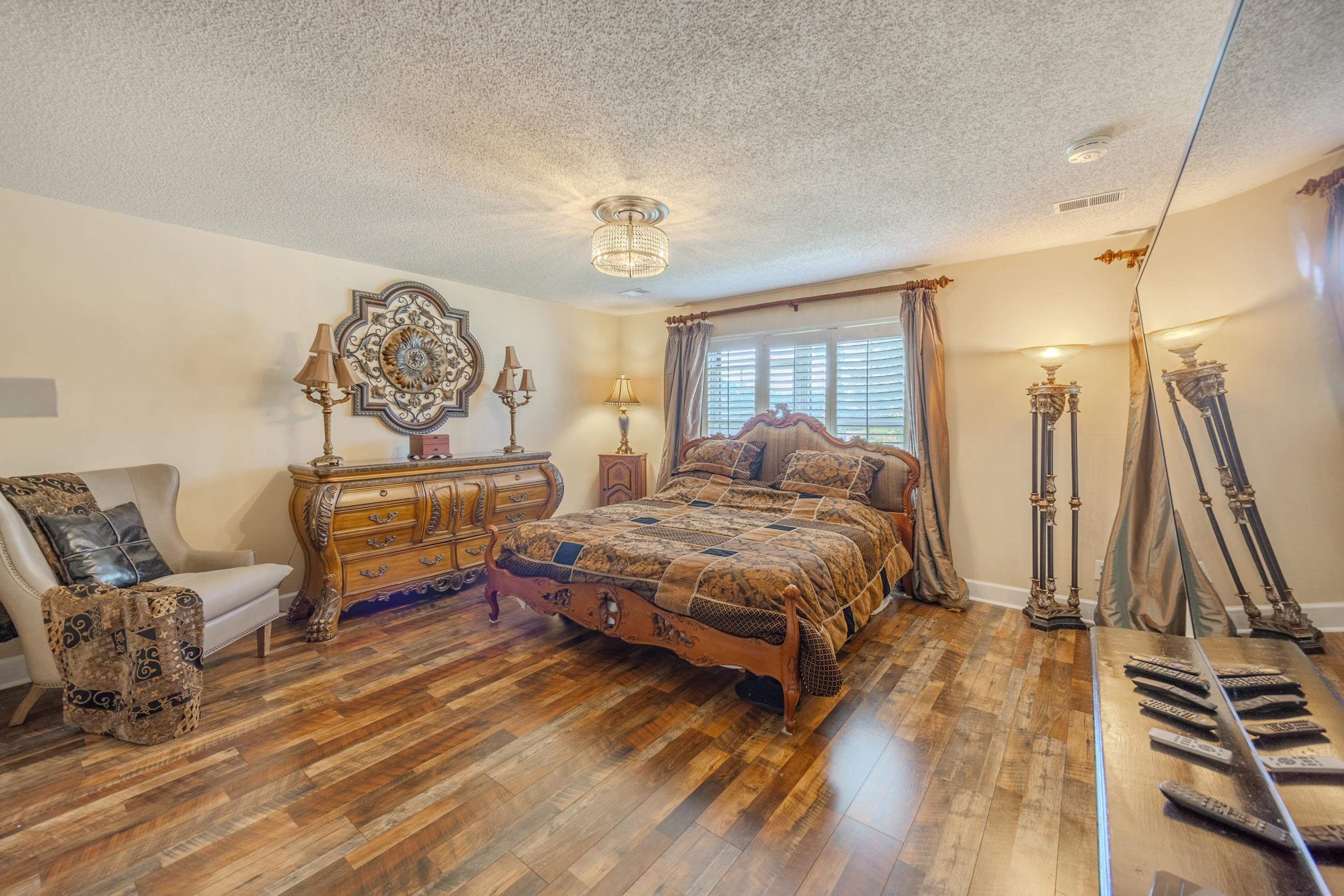 3174 RIVERDALE RD 4