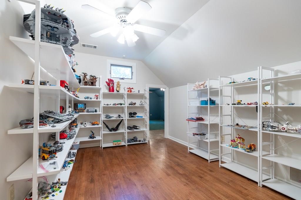 Storage with ceiling fan