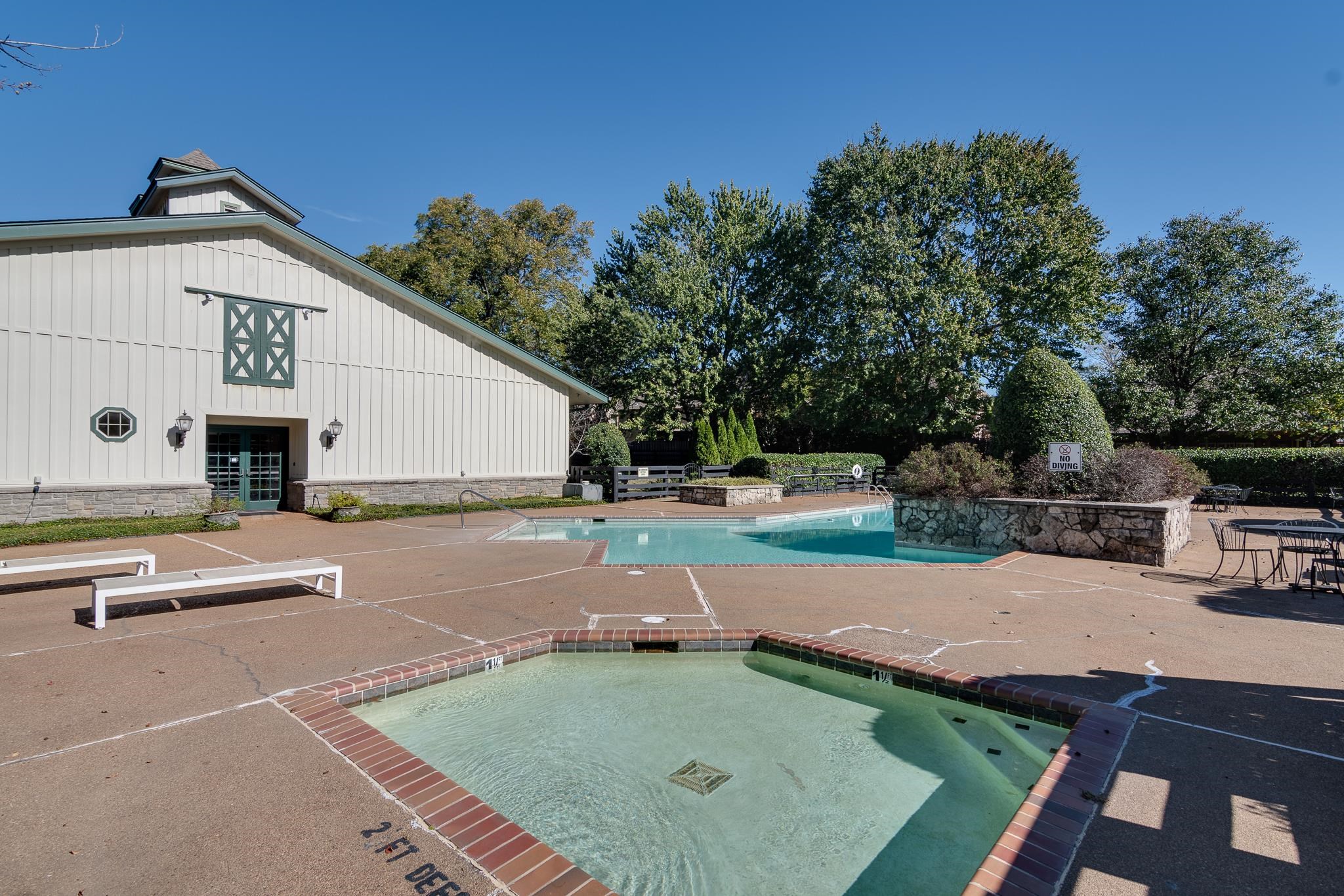 So many amenities in this community including larger pool and children\'s pool.