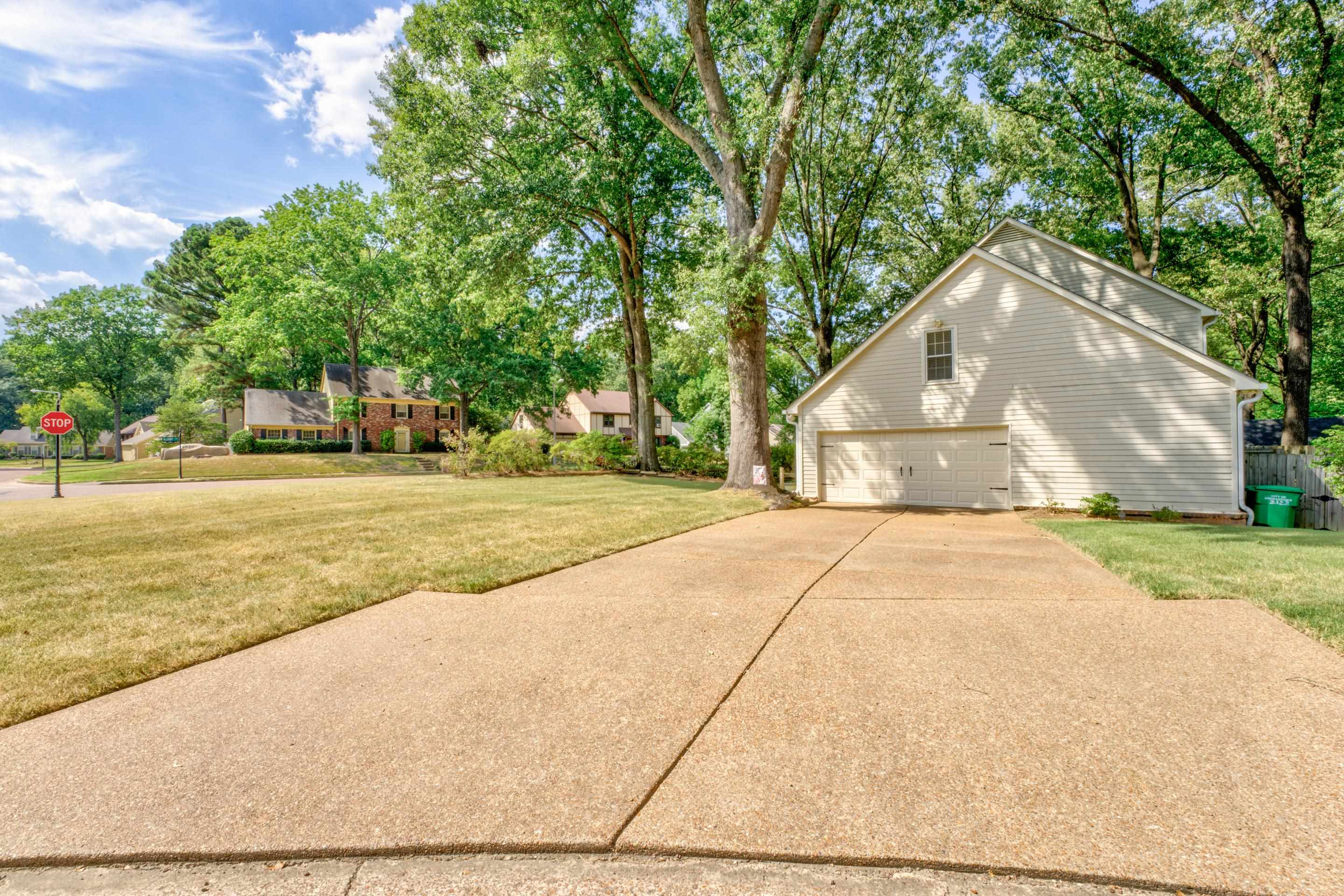 This charming home is situated on a desirable corner lot and features a spacious 2-car garage, offering convenience and ample parking.