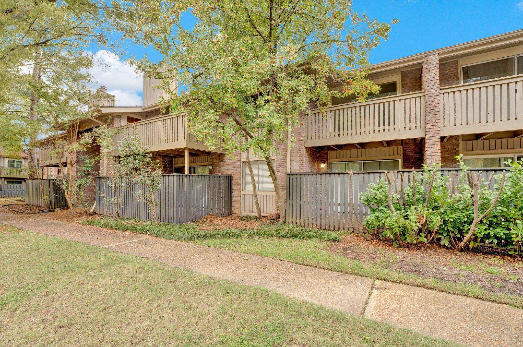848 Thistledown #1002, Memphis, Tennessee image 1