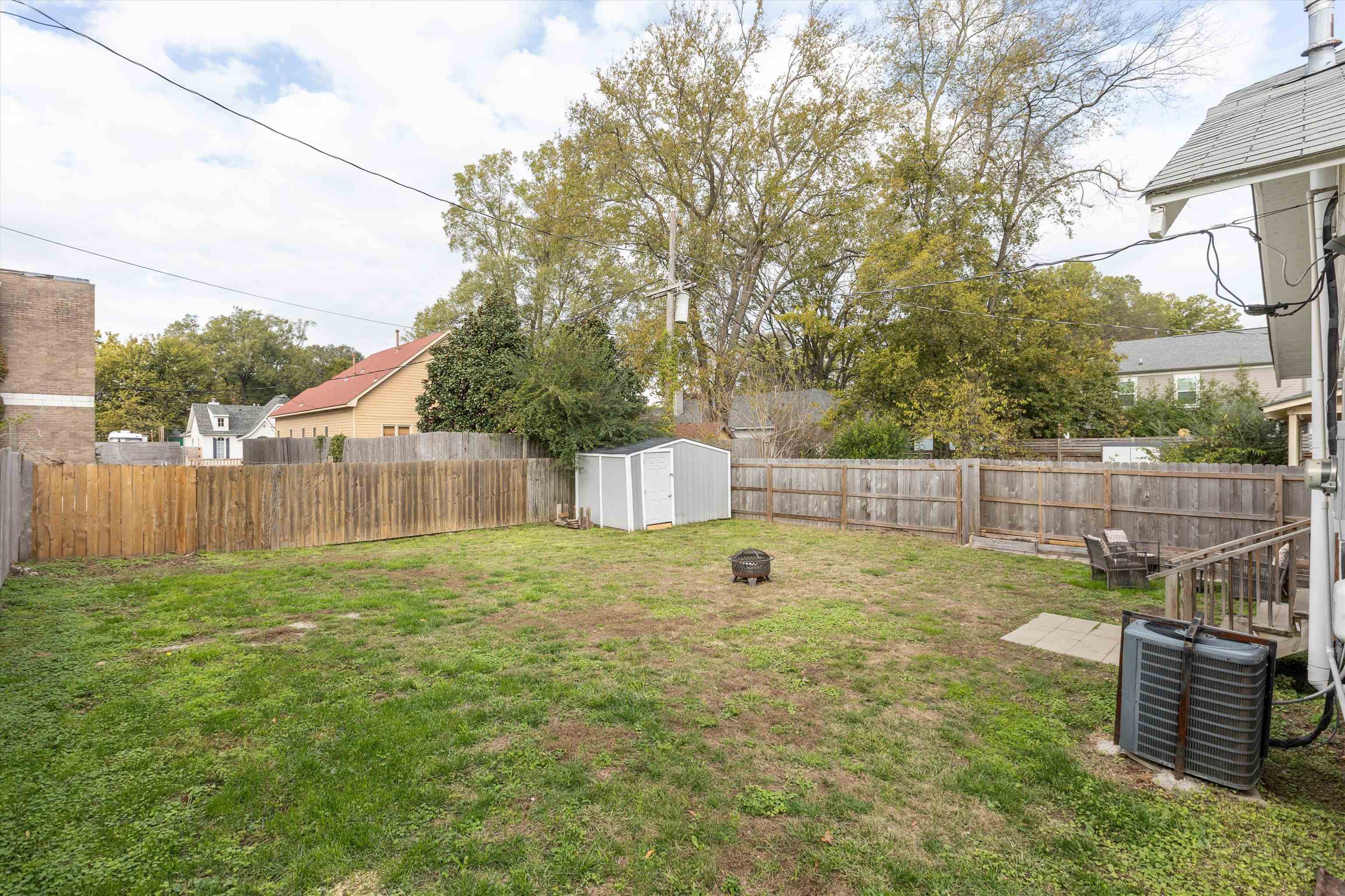 943 Bruce, Memphis, Tennessee image 24