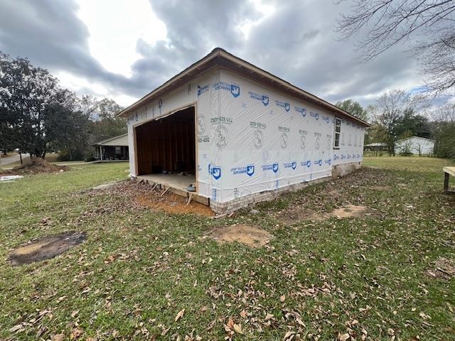 View of home\'s exterior featuring an outdoor structure