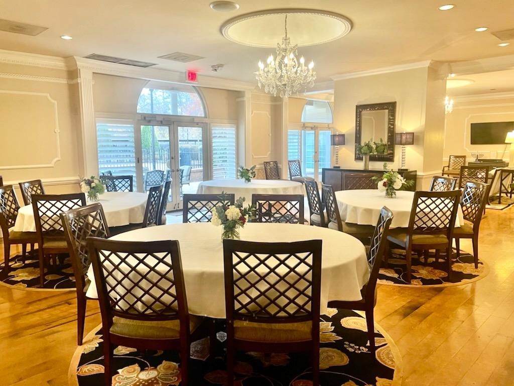 Reserve the Pauline Living and Dining room for your private dinner party or enjoy community sponsored events.