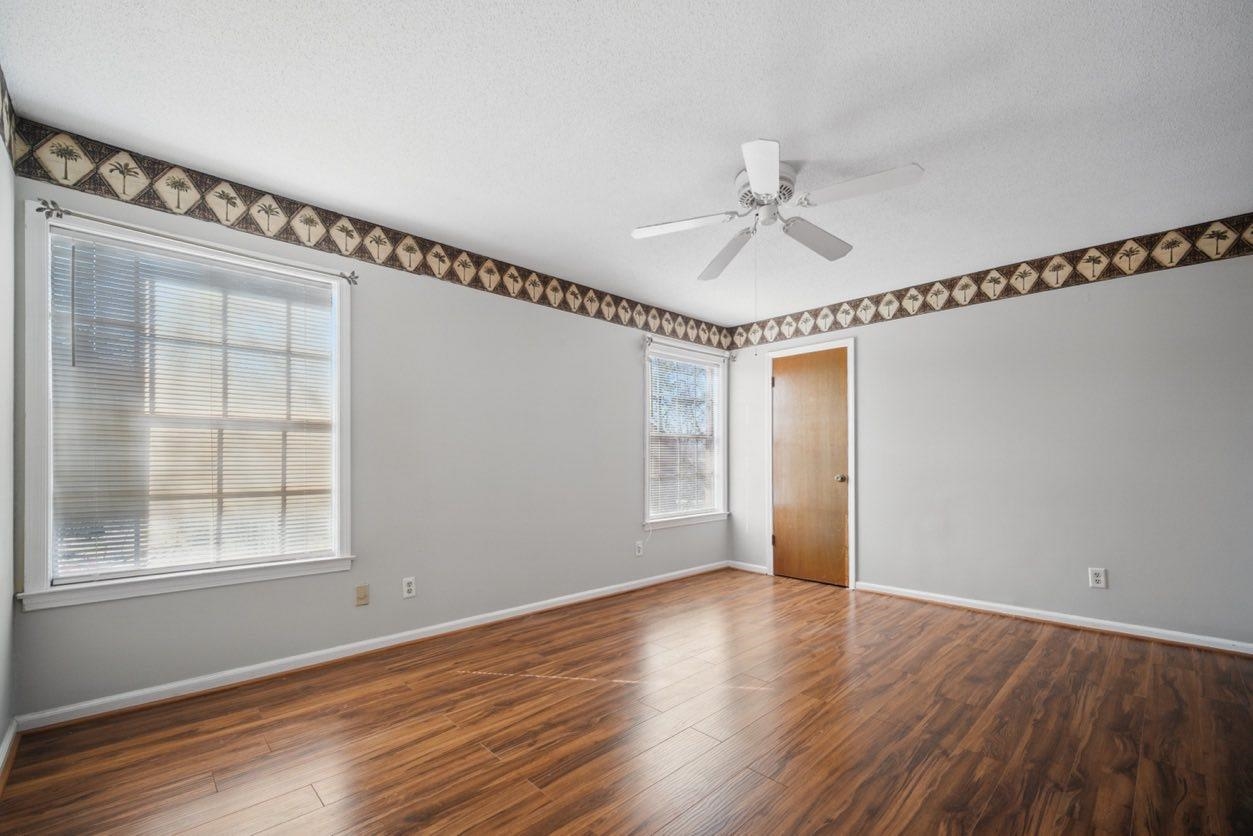 565 E Mendenview Dr 565