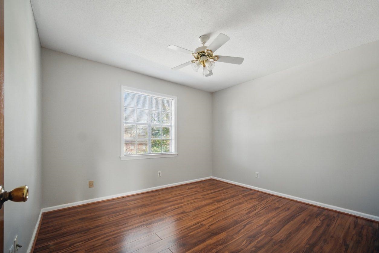 565 E Mendenview Dr 565