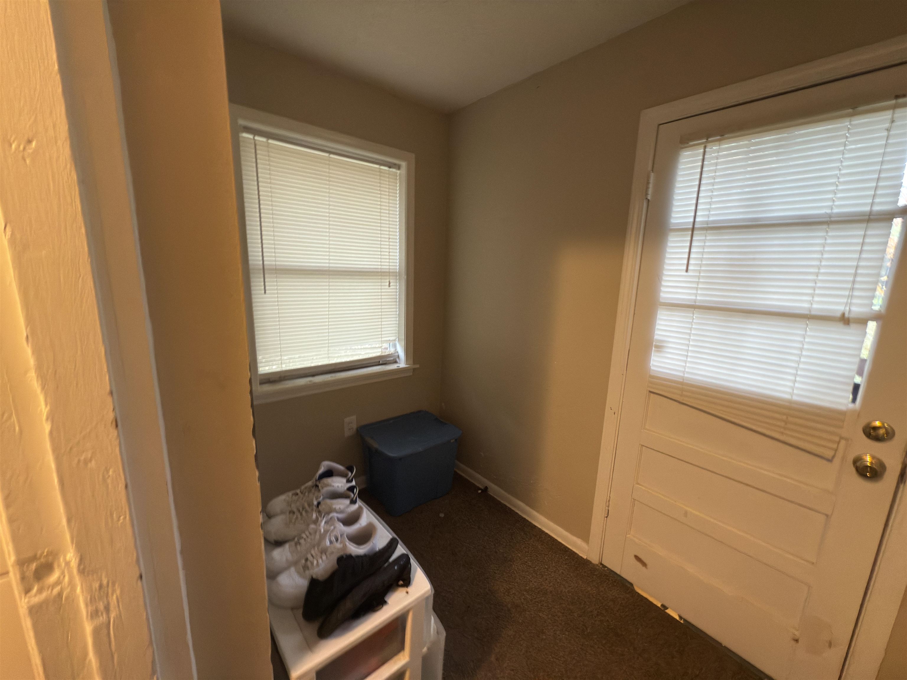1275 Canfield Ave