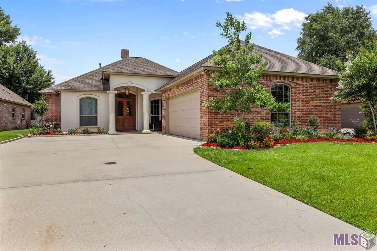 Jewel Fourrier Weichert, RealtorsTurnkey Realtor in Baton Rouge