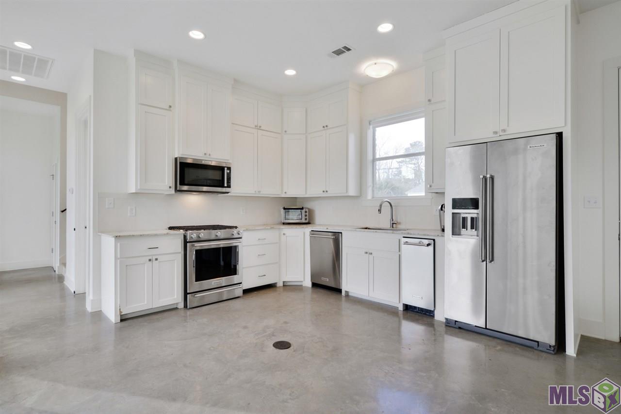 7058 Goodwood Avenue Baton Rouge La 70806 Mlsbox