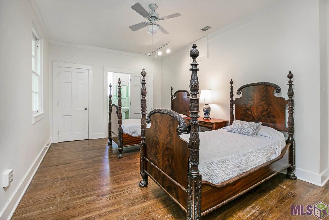 4782 Highland