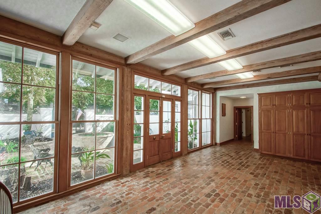 4782 Highland