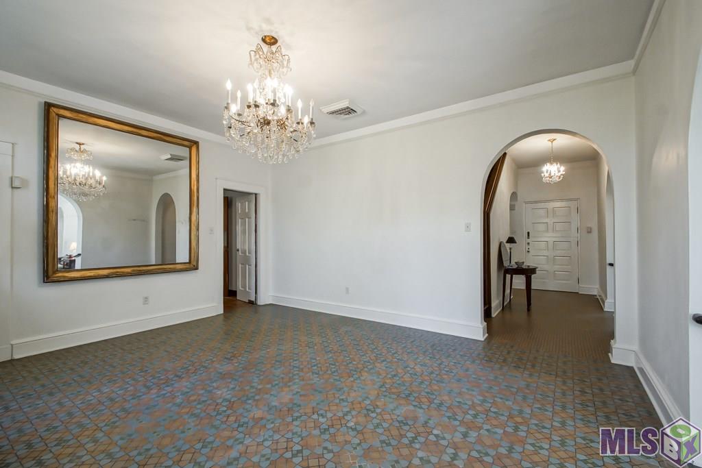4782 Highland