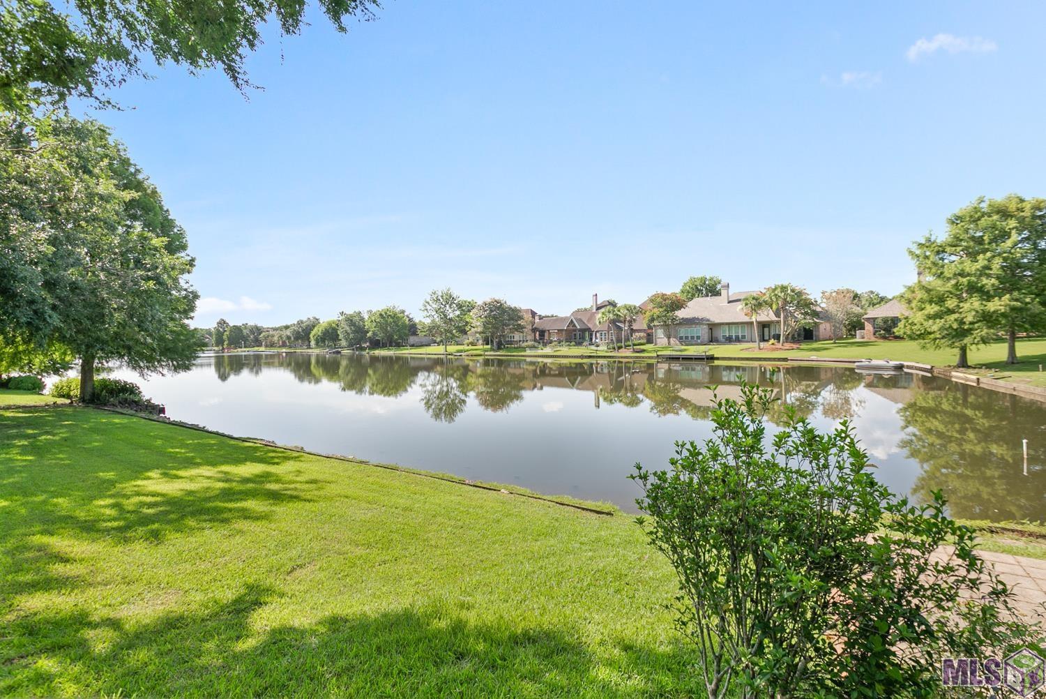 Homes for sale in St. George, LA | 18918 Beaujolaes Ave, St. George, LA 70817 | MLS# RABR2025012926