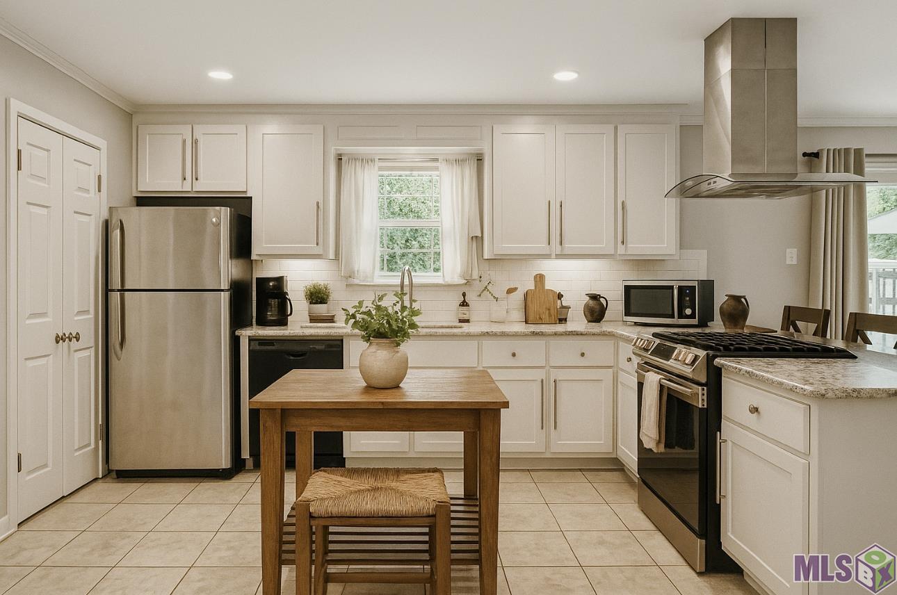 Homes for sale in St. George, LA | 9165 Baker Dr, St. George, LA 70809 | MLS# RABR2025015822