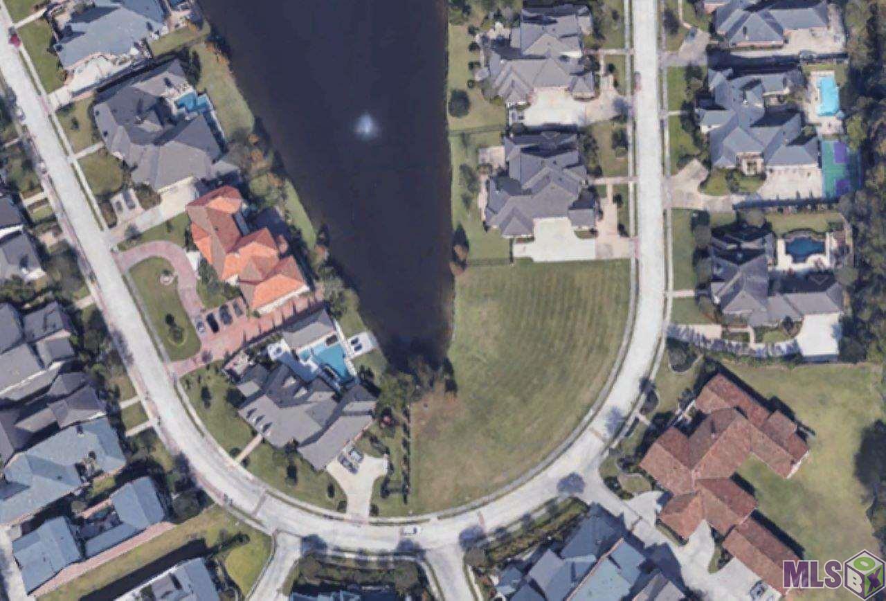 99 Bocage Lake Dr