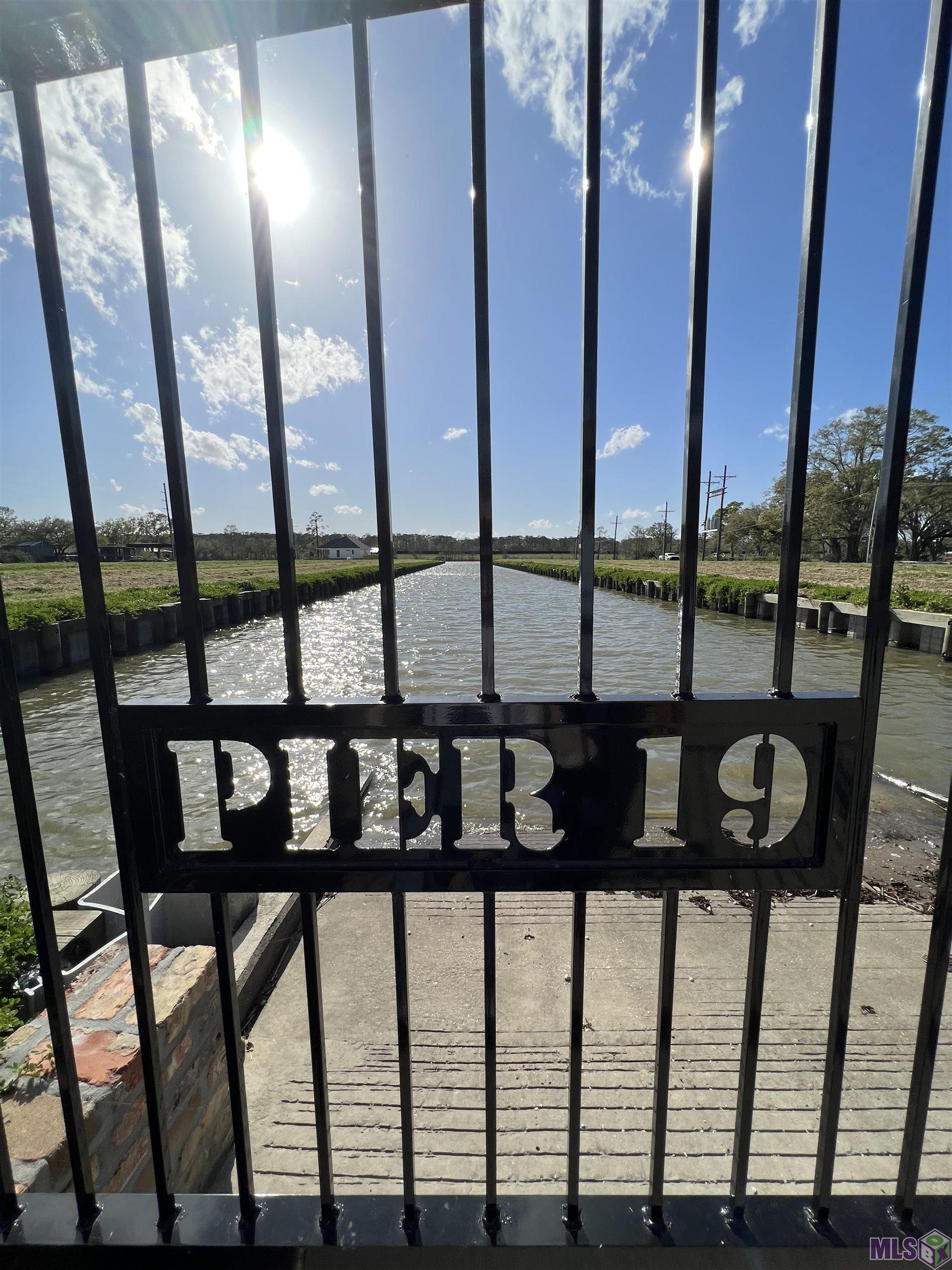 116 Pier 19 Dr, Pierre Part, Louisiana image 1