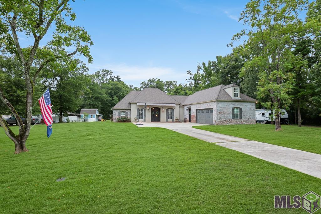 8235 Belle Helene Drive, Denham Springs, LA 70726 MLSBOX