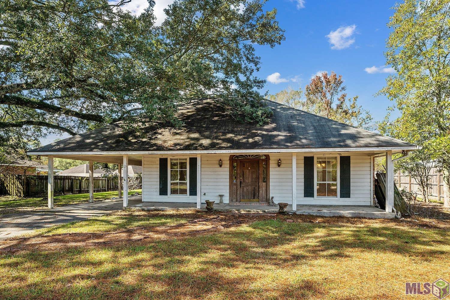 MLSBOX Carrie Godbold Realtor in Zachary, LA