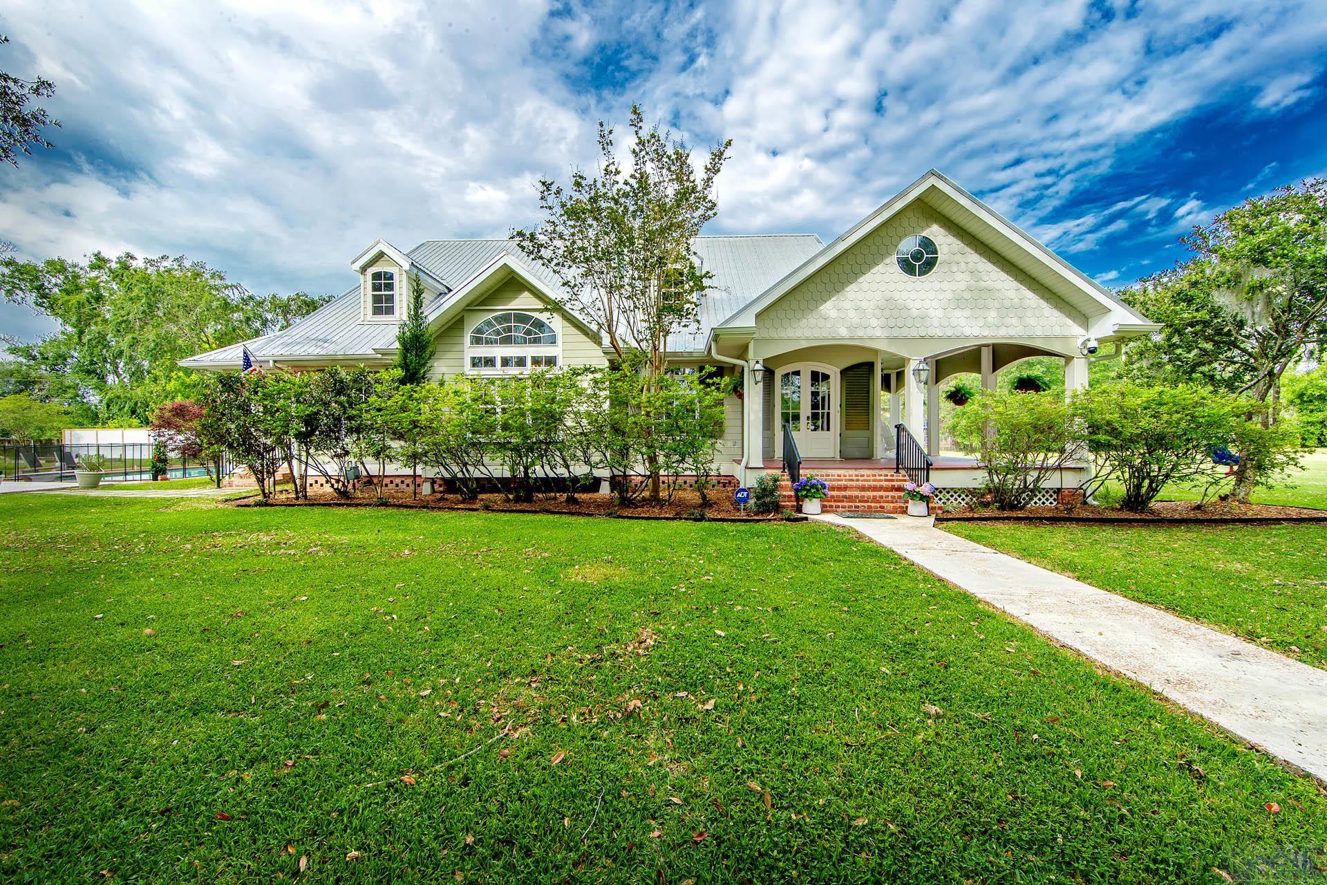 2014 West Main Street, Schriever, LA 70395