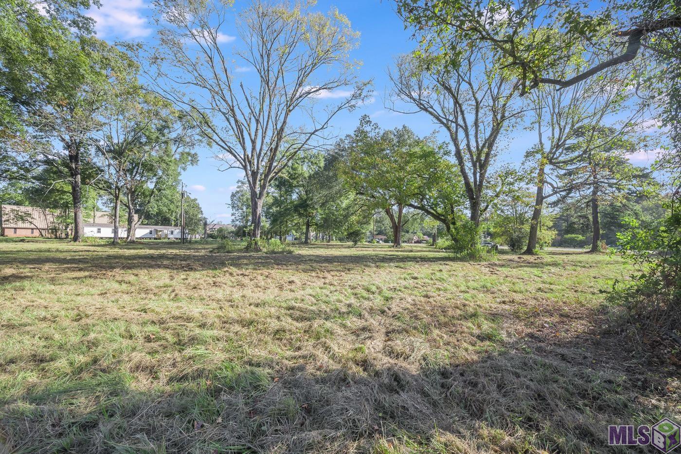 This 6.76-acres lot has been cleared and zoned Commercial. With 286.74 road frontage and beautiful oak trees, it is the perfect location for your next business adventure.