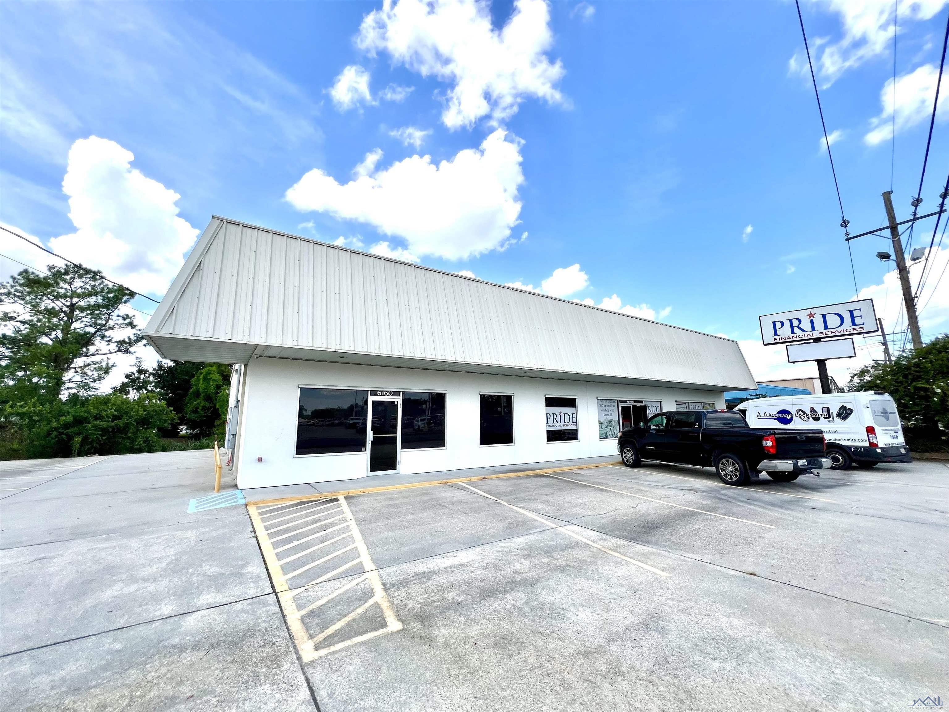 6160 West Park Avenue