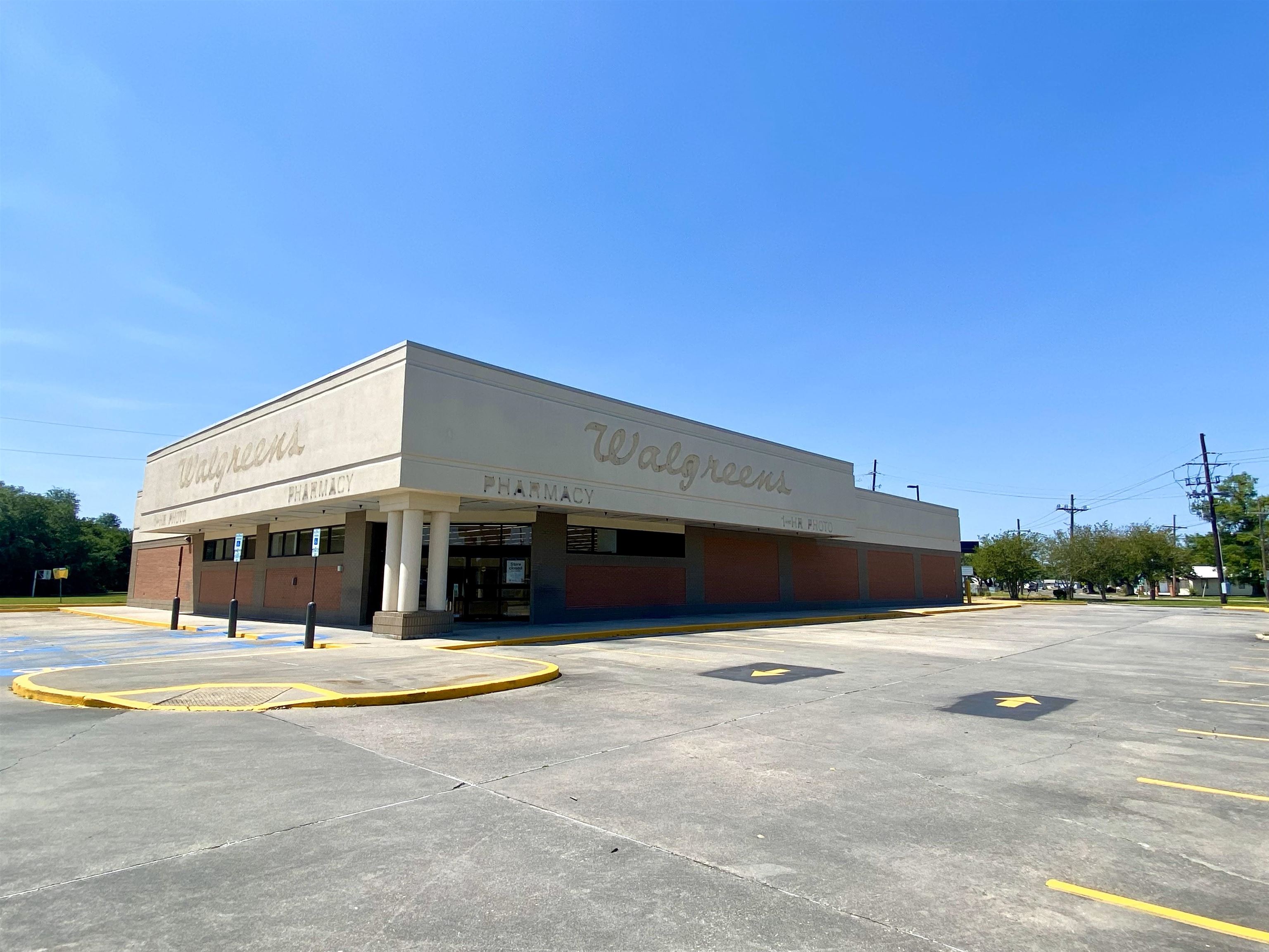 1511 East Tunnel Boulevard