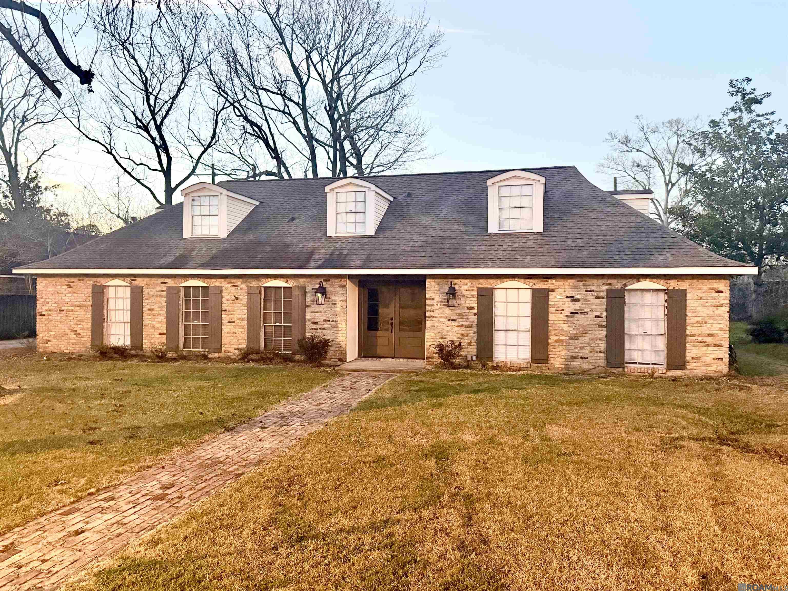 $250,000 to $500,000