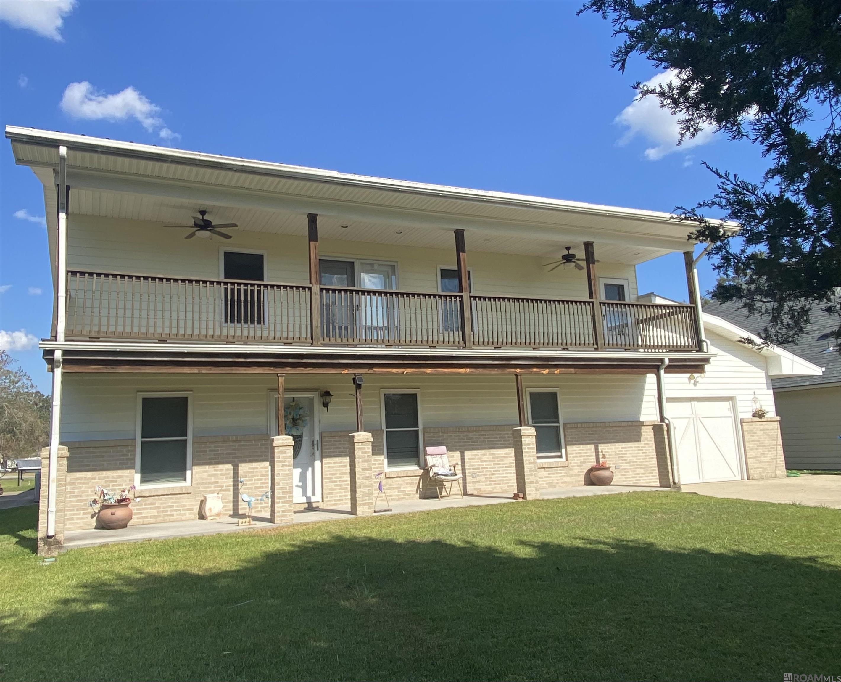 $250,000 to $500,000