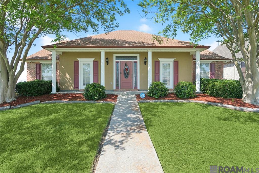 $250,000 to $500,000