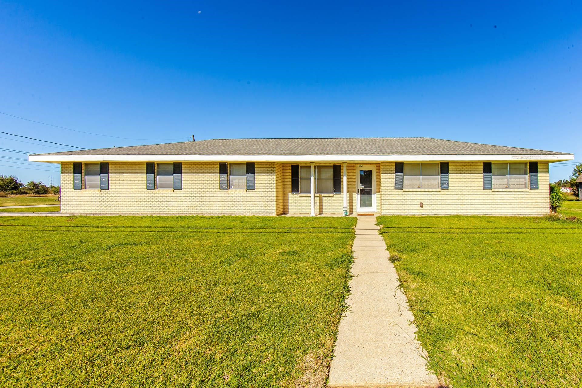 $250,000 to $500,000