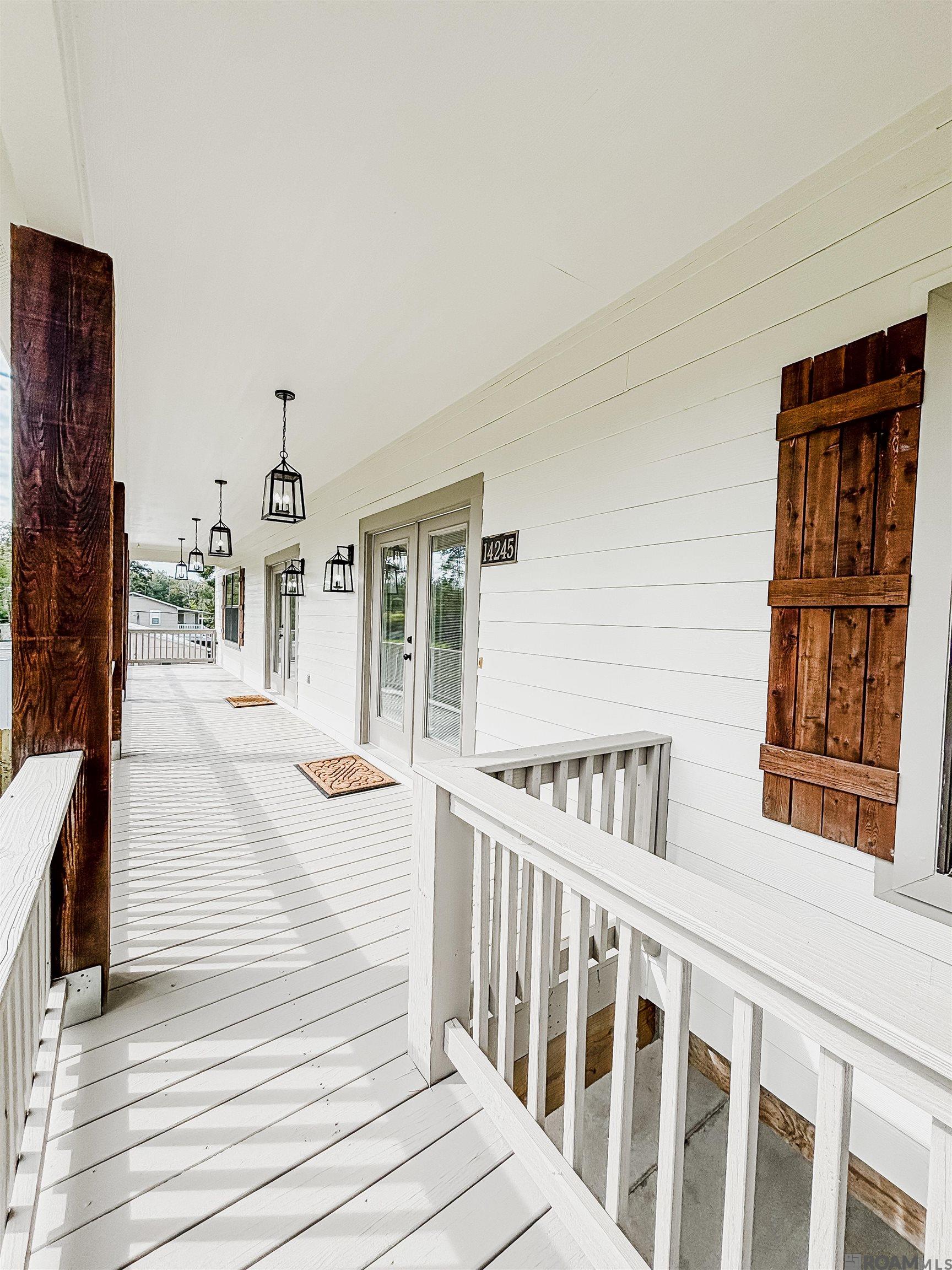 $250,000 to $500,000