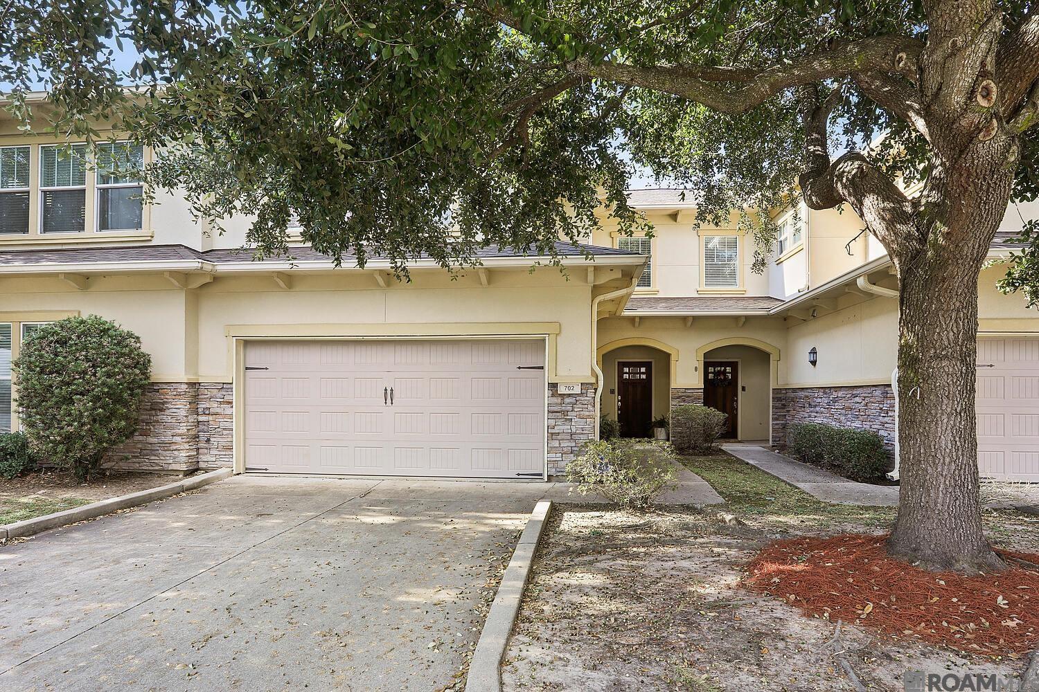 $250,000 to $500,000