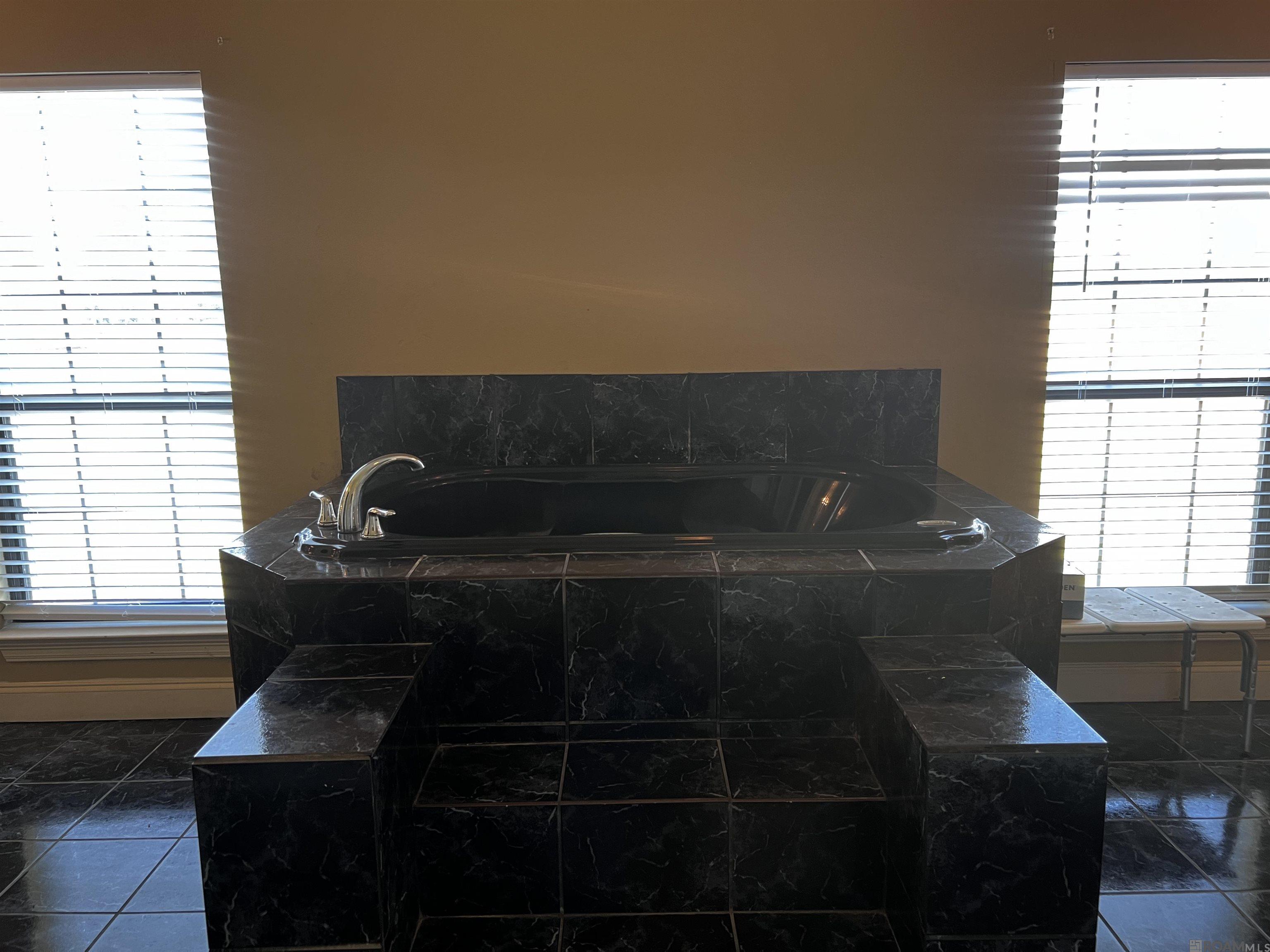 listing_img1