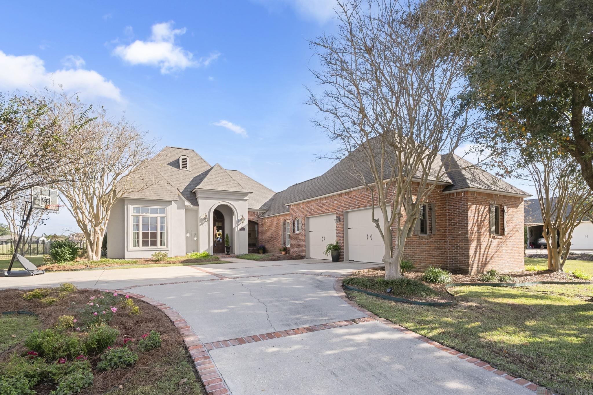 $500,000 to $750,000