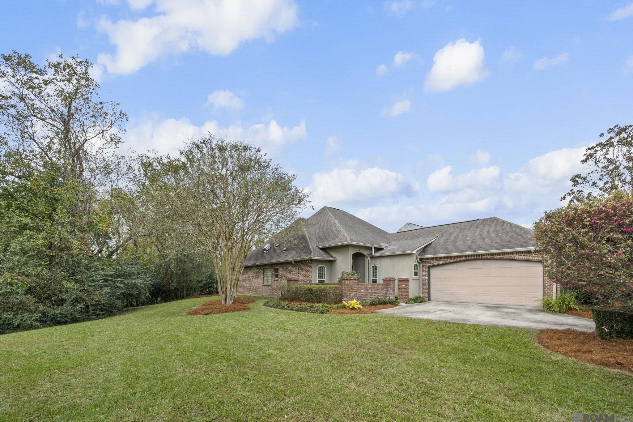 $250,000 to $500,000