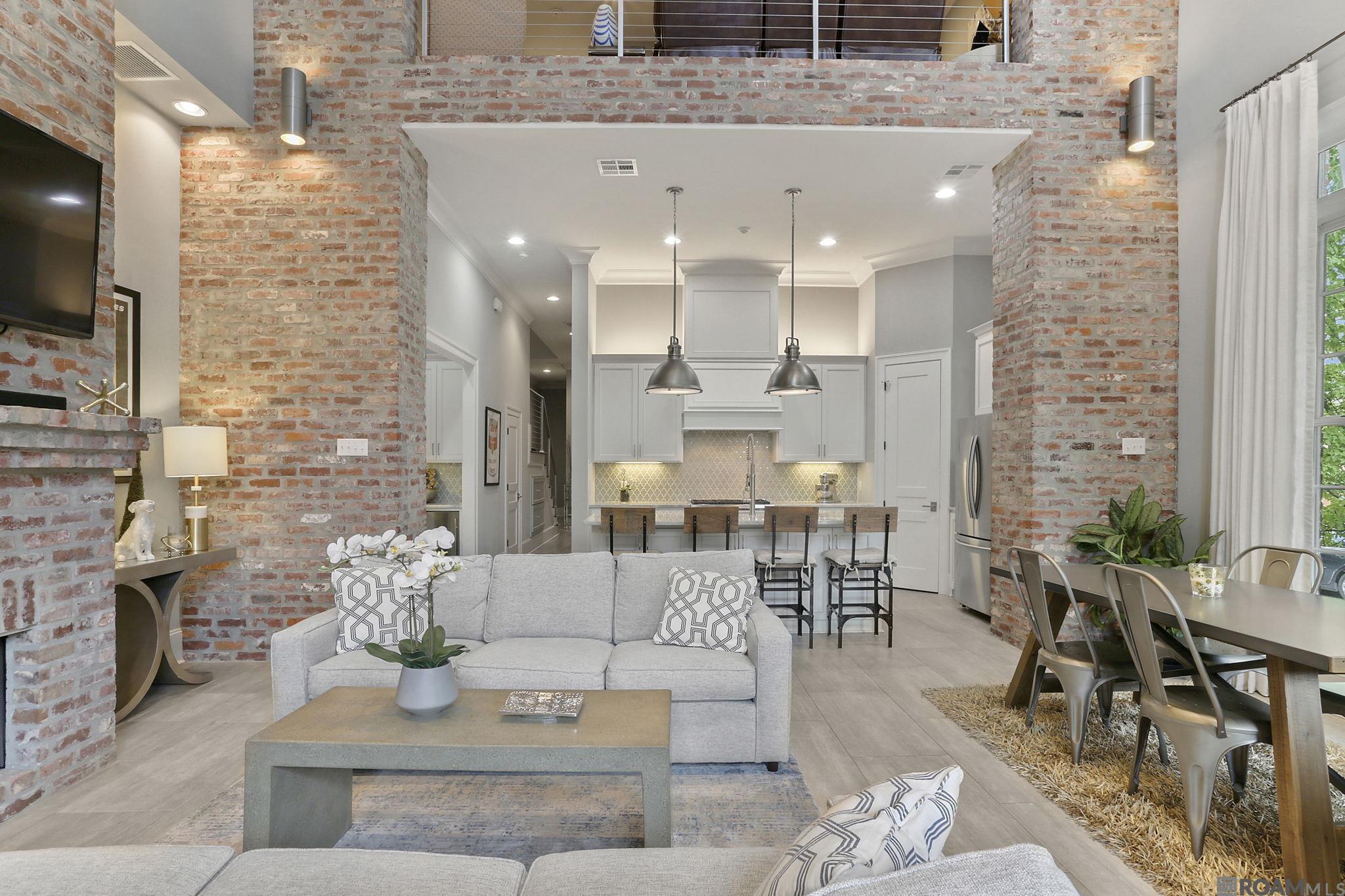 $500,000 to $750,000