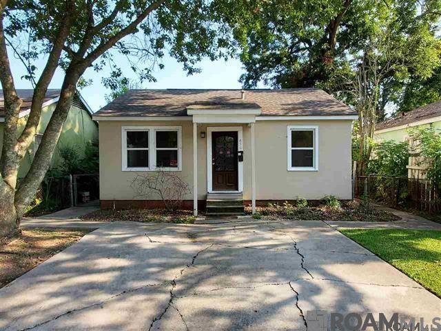 GREAT INVESTMENT PROPERTY NEAR LSU! 3 Bed 2 Full Bath House on 40'x100' Lot, Wood Floors, No Carpet, Parking for 3 Cars, All Appliances, Fully Fenced Yard, Central Air and Heat.