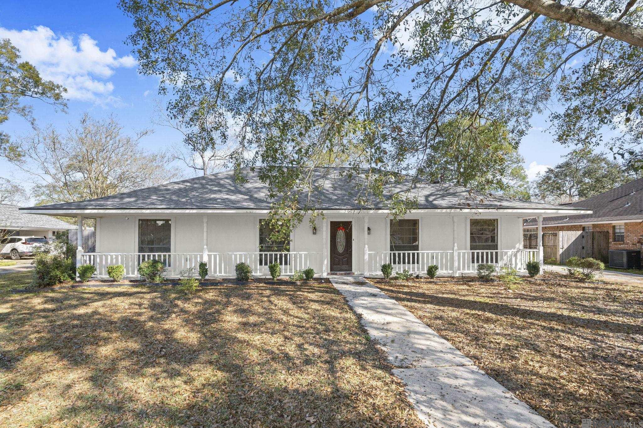 $250,000 to $500,000