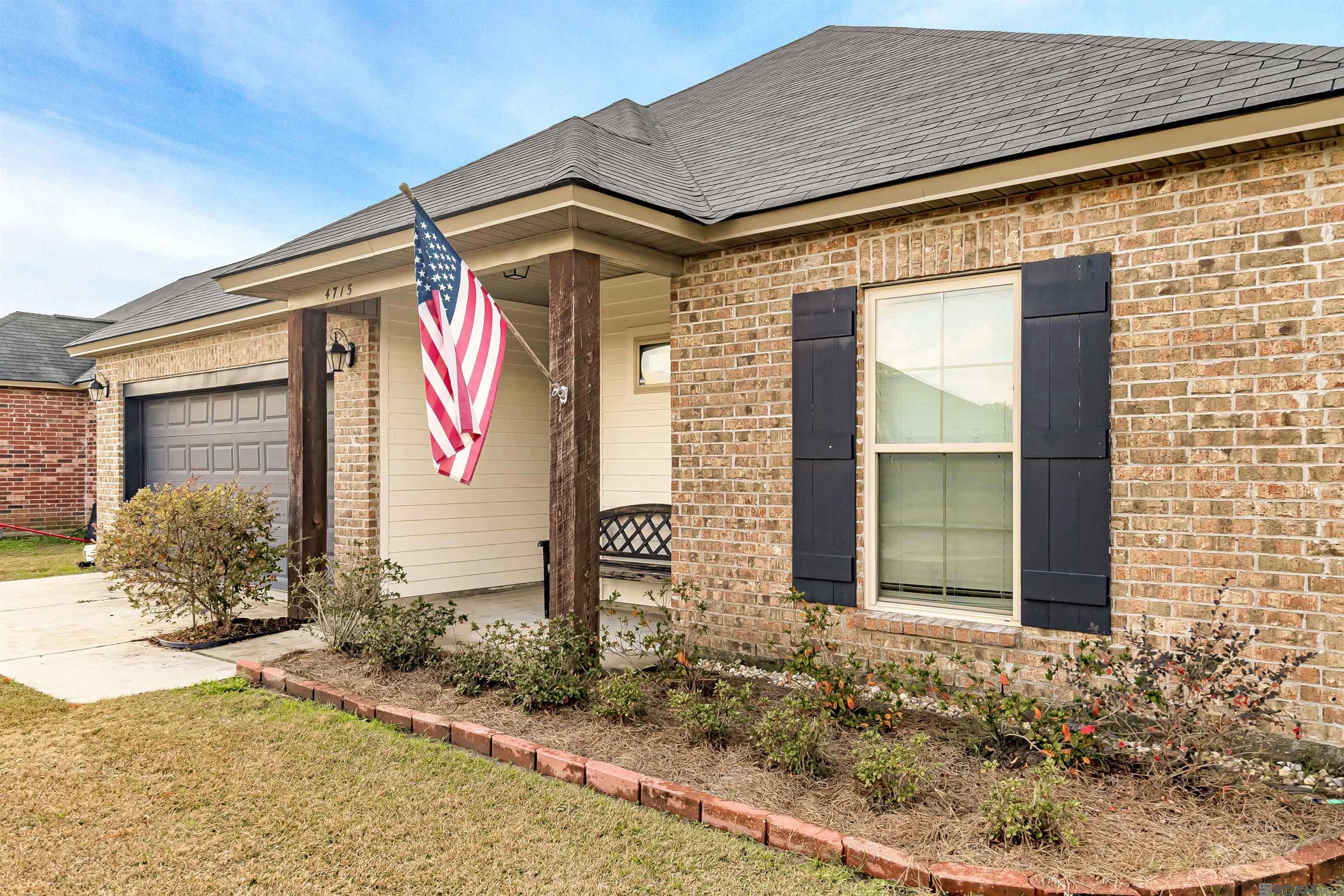 $250,000 to $500,000