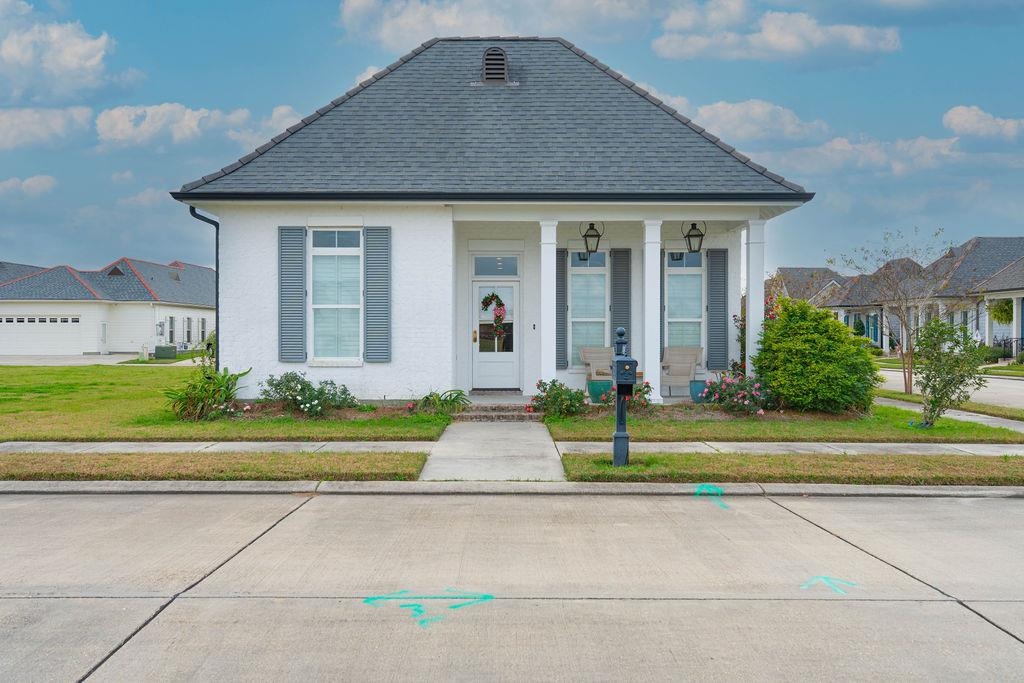 $250,000 to $500,000