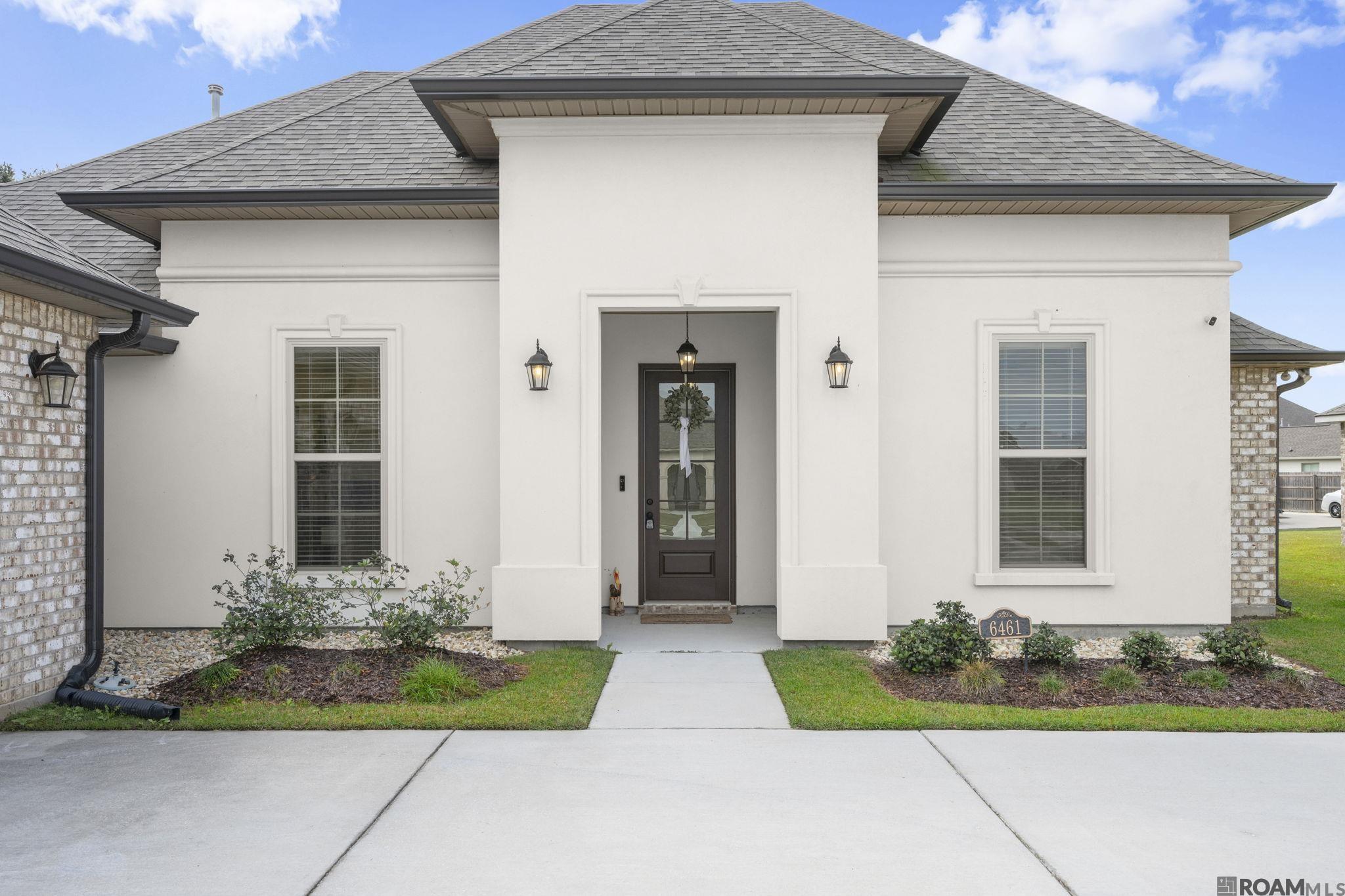 $250,000 to $500,000