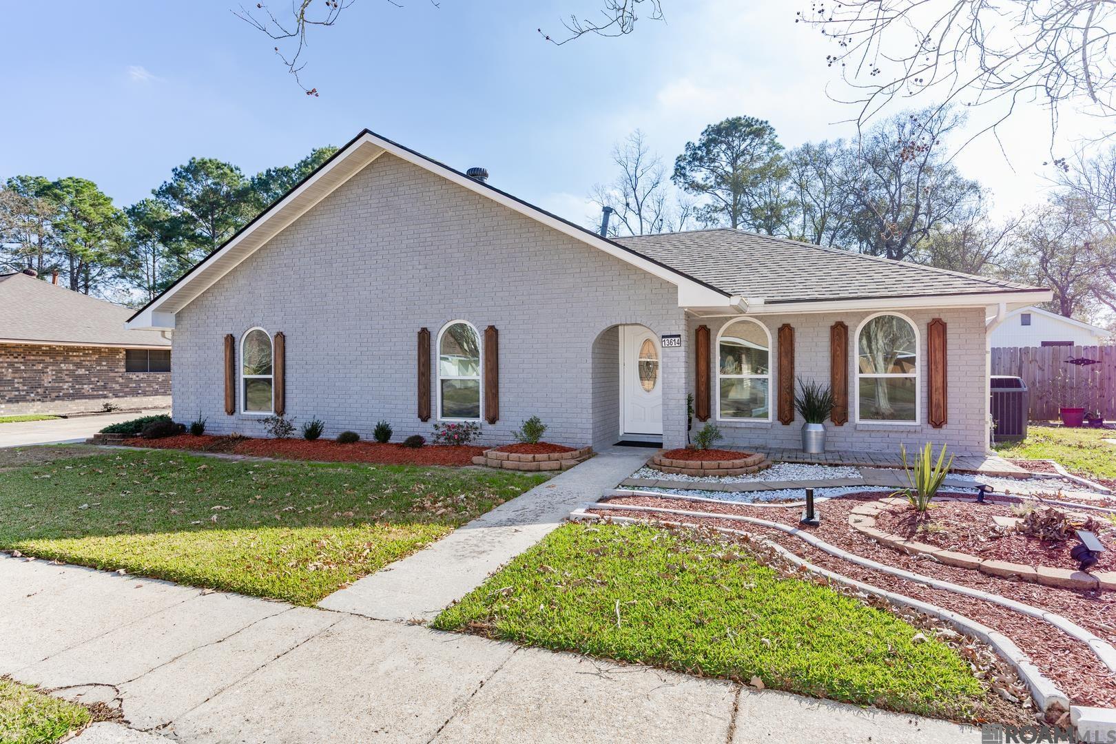 $250,000 to $500,000