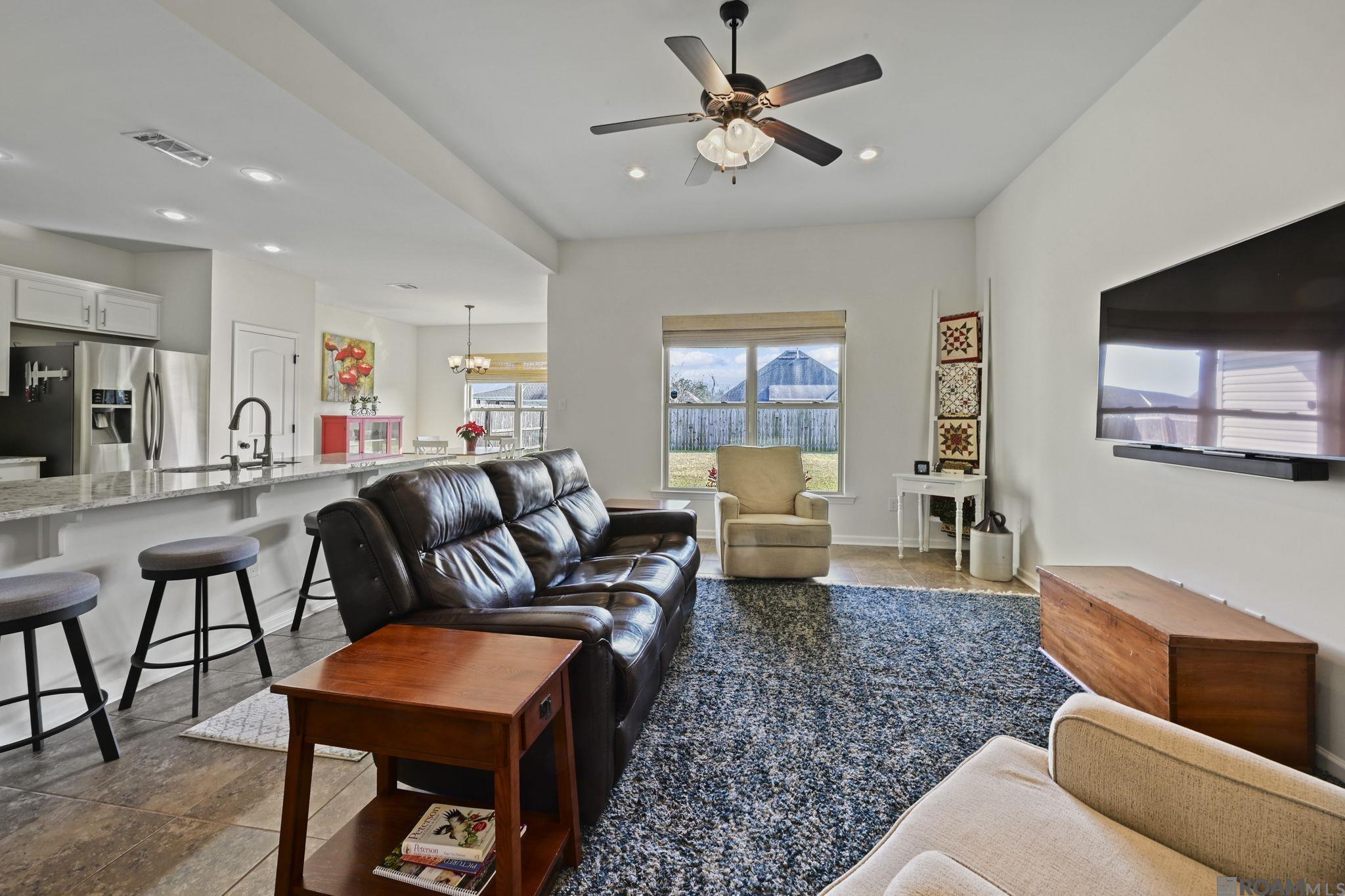 $250,000 to $500,000