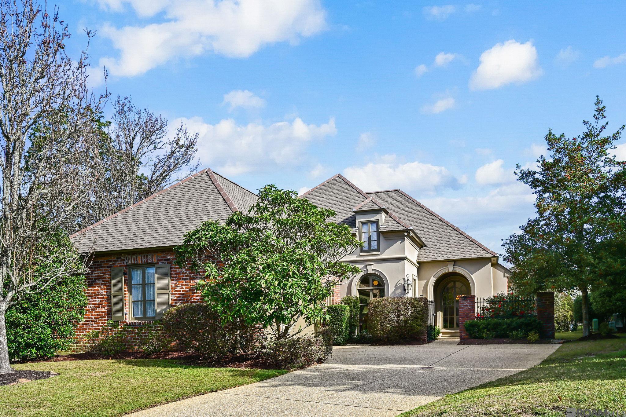 $250,000 to $500,000