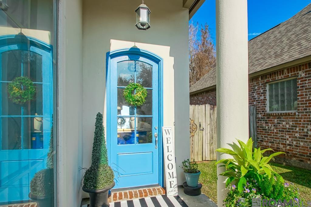 $250,000 to $500,000