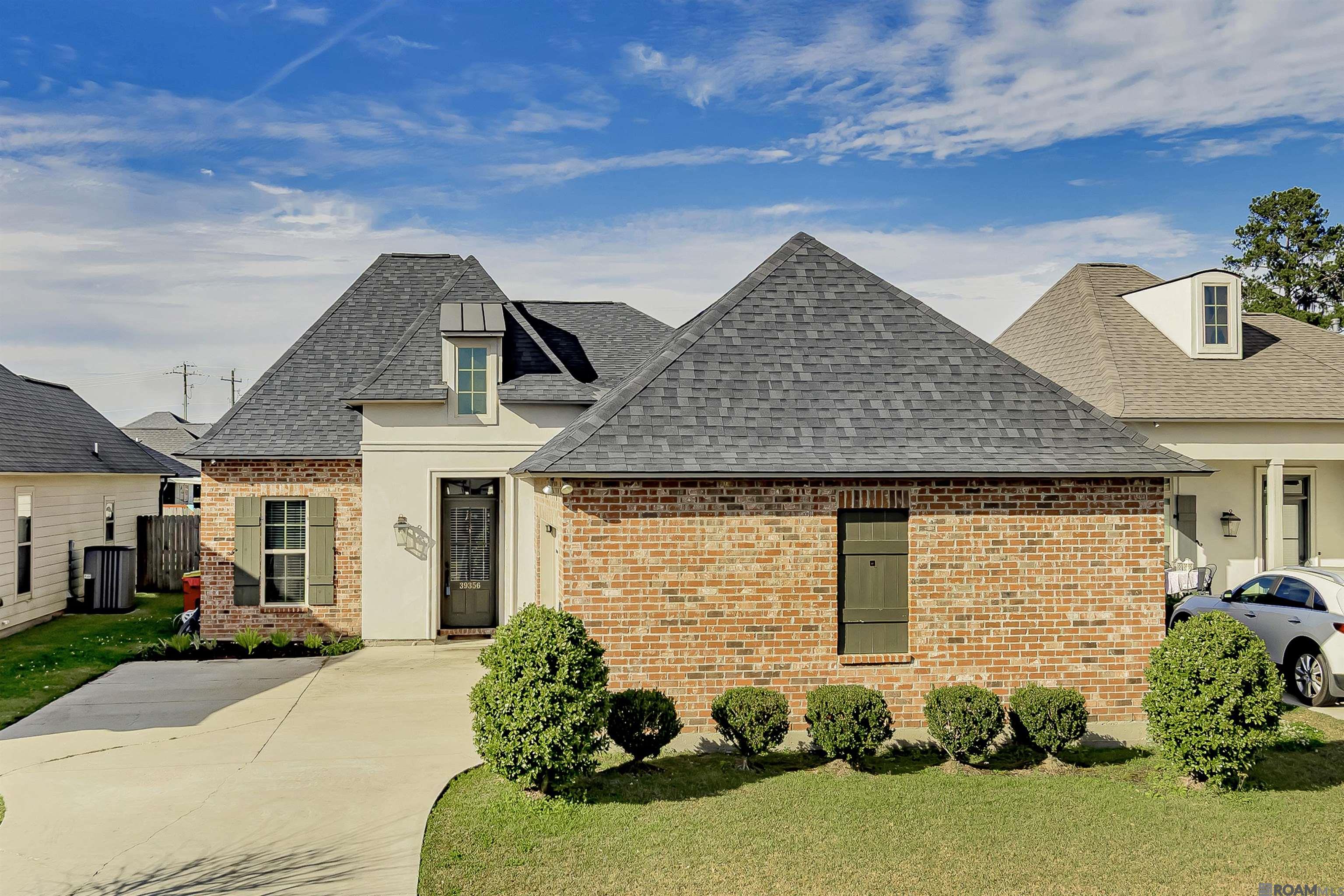 $250,000 to $500,000