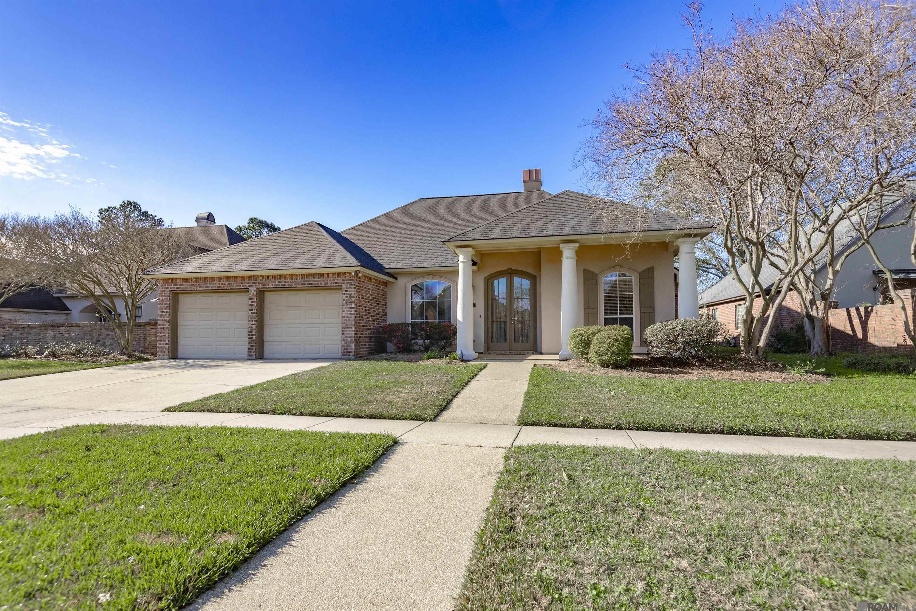 $250,000 to $500,000